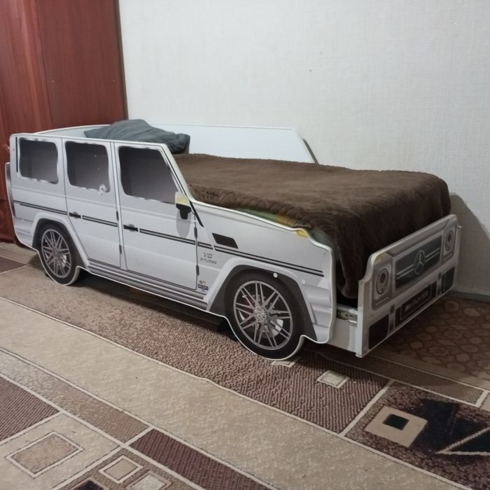 Кровать подростковая