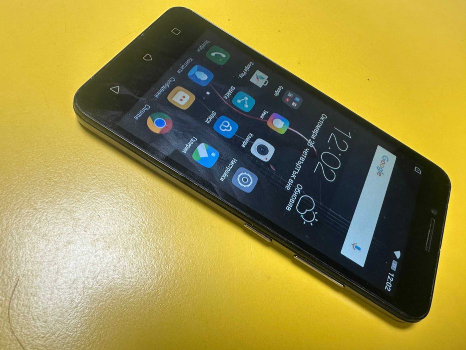 Смартфон Lenovo VIBE C (A2020a40)