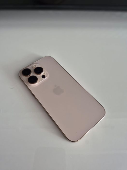 Продам IPhone 16 Pro, 256  Гб
