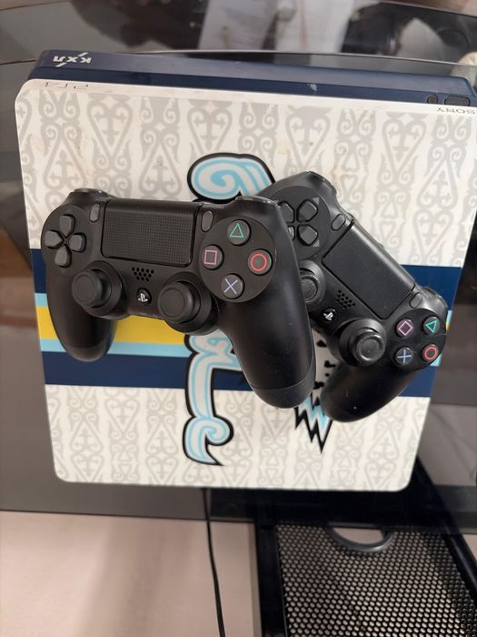PS4 продам срочна денги нужны