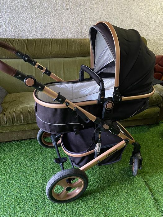 Продается Коляска Teknum