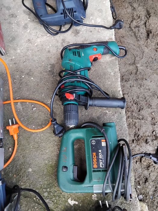 Vând scule electrice