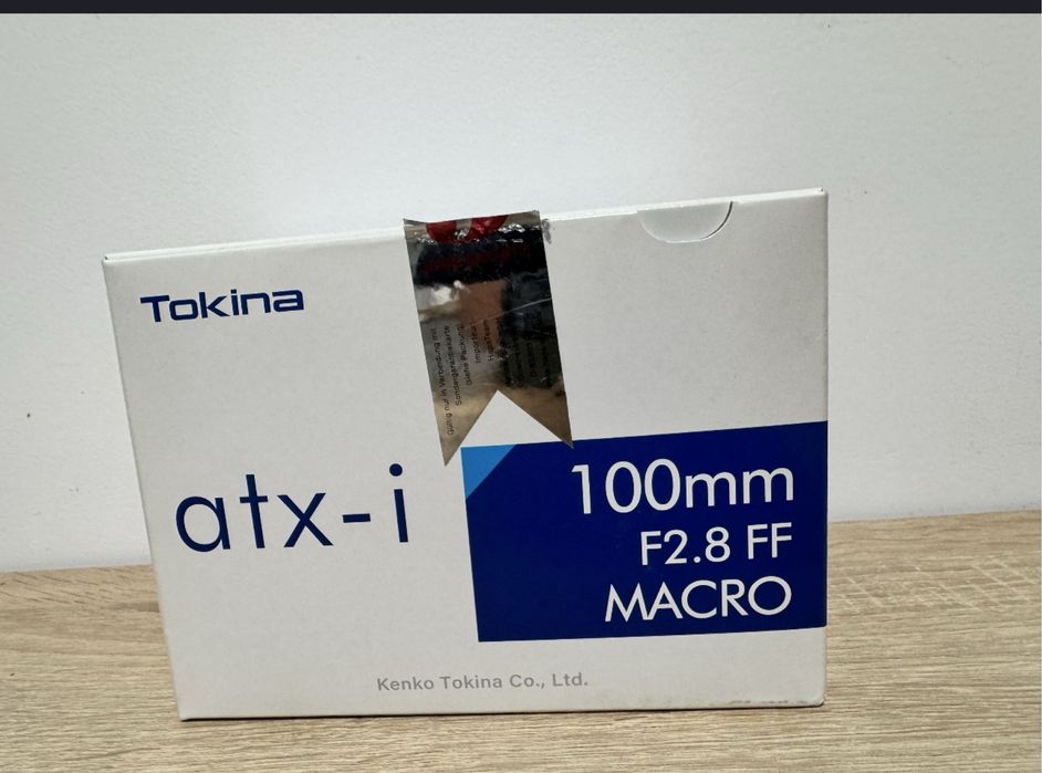 Obiectiv Tokina 100 mm