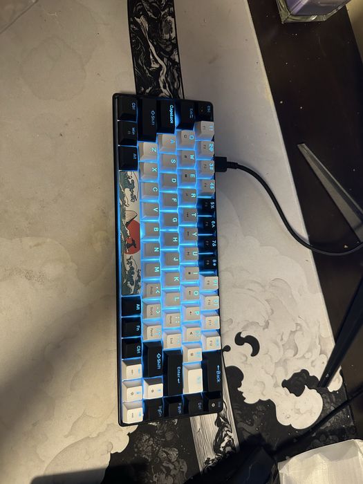 Нова Геймърска Клавиатура