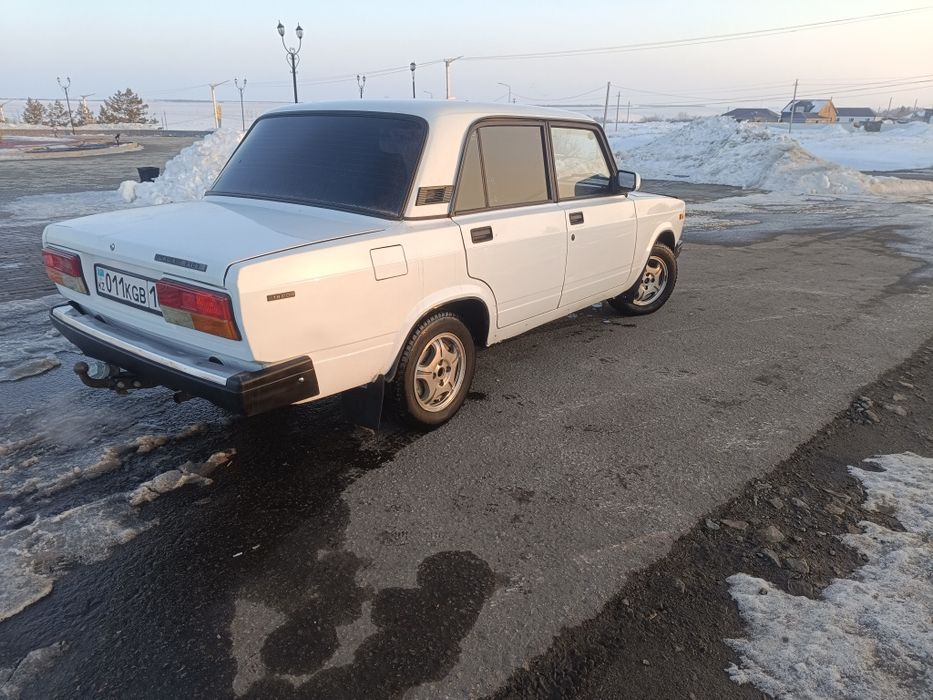 Продам автомобиль ваз 2107