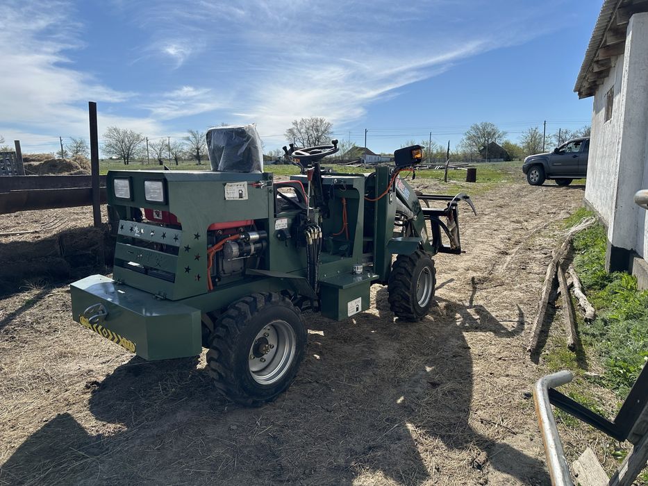 Продам погрузчик 907