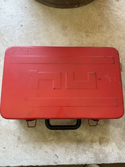 Монтажный пистолет