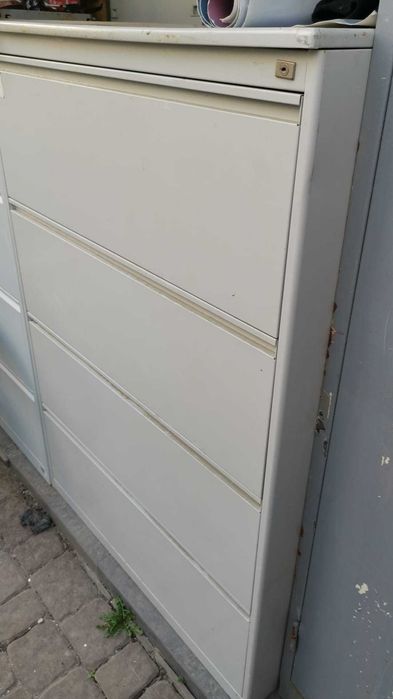 ocazie  fiset metalic cu 4  sertare metal  / rollbox cu 3 sertare