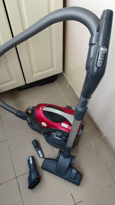 Пылесос LG kompressor 2000w