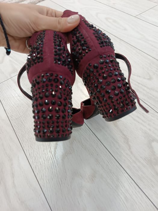 Sandale elegante mărimea 36