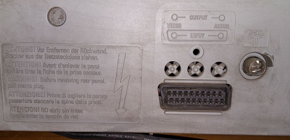 Телевизор Samsung CZ-21F53T,SOHY