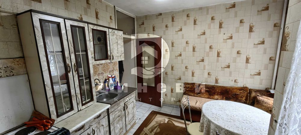 Продава се Тристаен апартамент в Стара Загора, Опълченски - 95 кв.м за 932 €/кв.м - Снимка #5