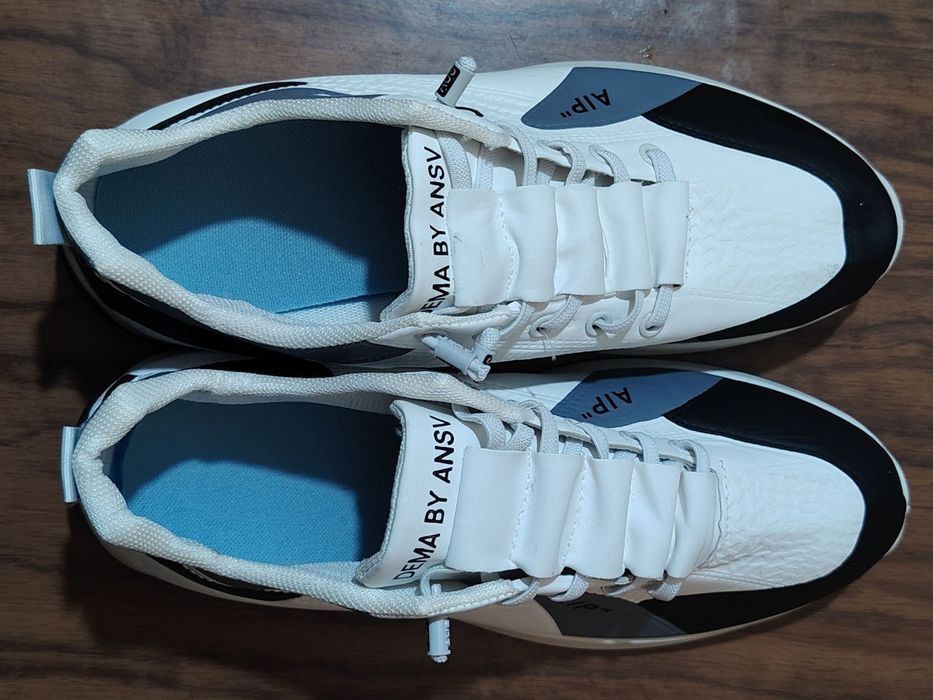 42-oʻlchamli erkaklar krossovkasi