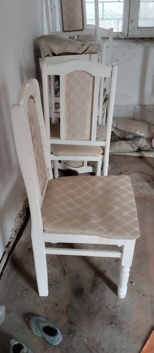 Орындык Стулья сатылады 8 штук