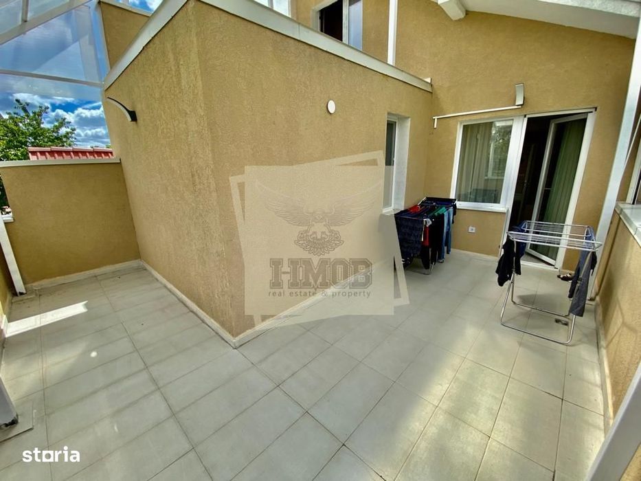 Casa cu 4 camere 3 bai 2 terase si teren 450 mp in zona Parcul Sub Ari
