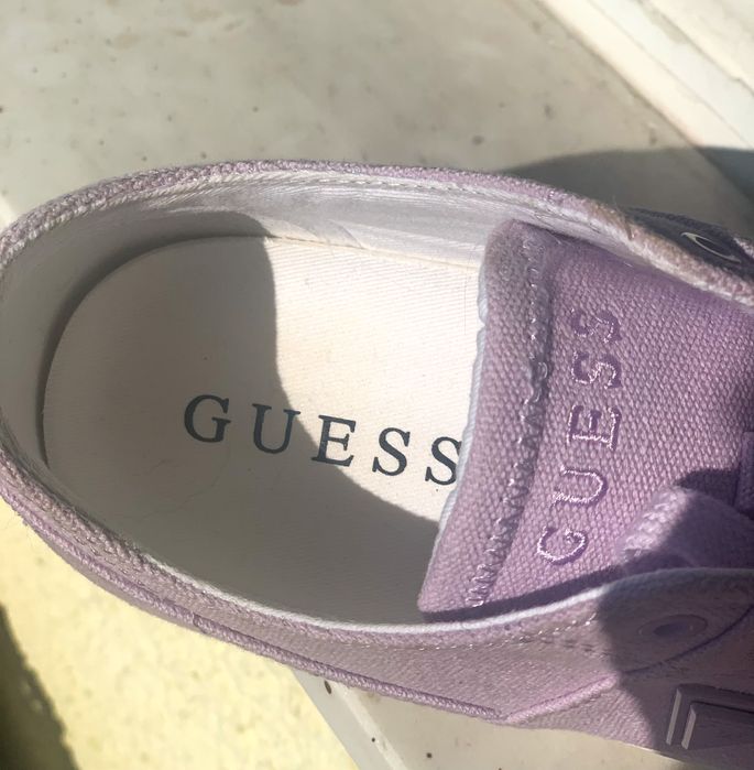 Ниски кецове Guess Pranze
дамски в лилаво Оригинални