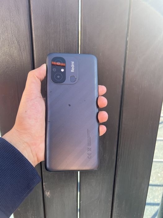 Продам телефон редми