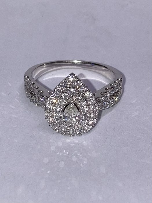Inel aur alb cu diamante 1.02ct