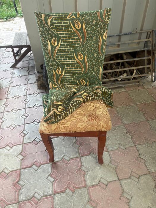 Стулья для гостиной