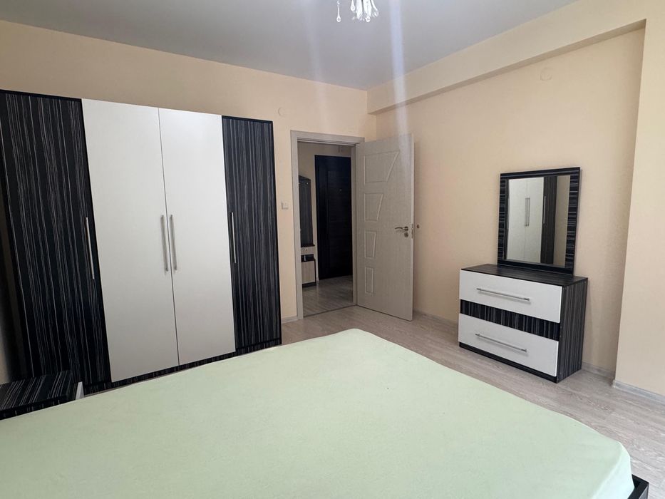 Дава се под наем Двустаен апартамент в Търговище, Център - 60 кв.м за 331.5 € - Снимка #3