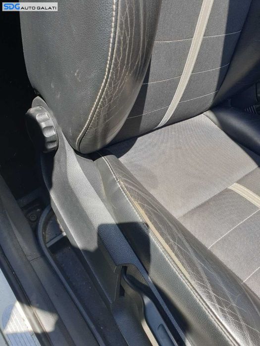 Interior Semipiele Semi Piele Scaun Scaune Fata Stanga Dreapta si Bancheta cu Spatar Ford Kuga 1 2008 - 2013 [C7844]