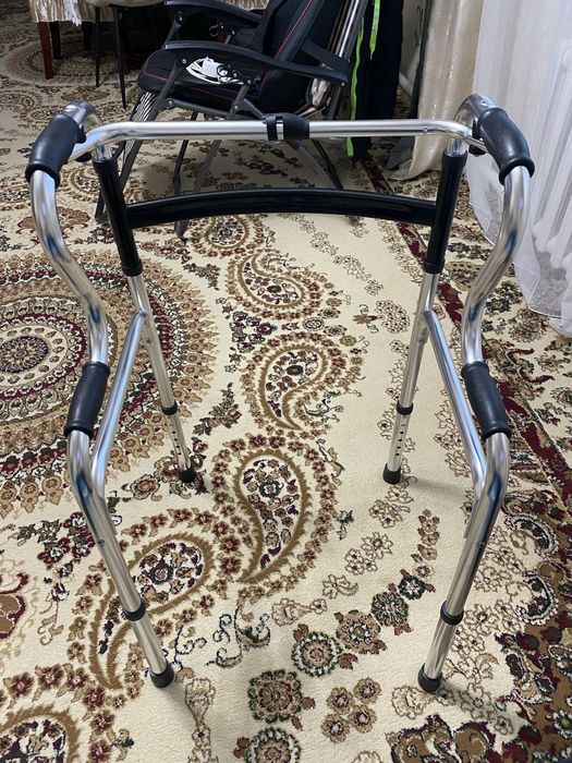 Ходунки для взрослых