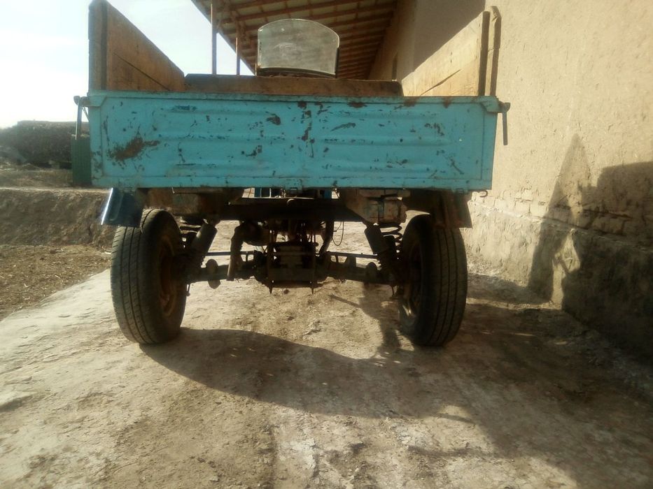 Мото муравей сотилади