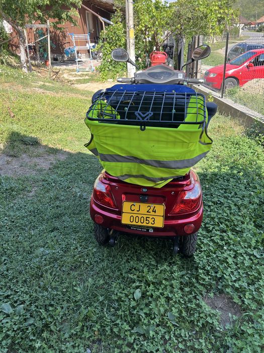 Triciclu electric NOU