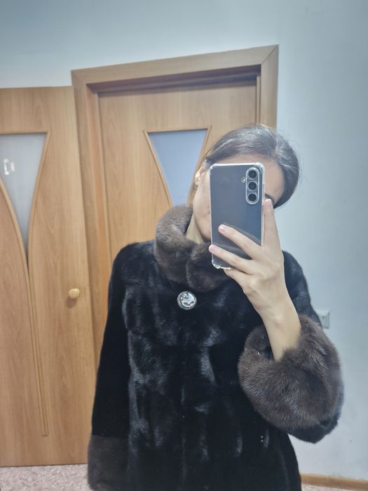 Норковая шуба черный бриллиант