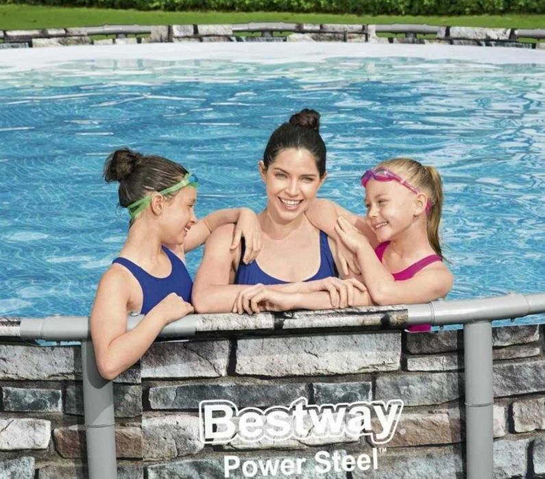 ЧИСТО НОВ басейн Bestway Power Steel 6.71×1.32 м