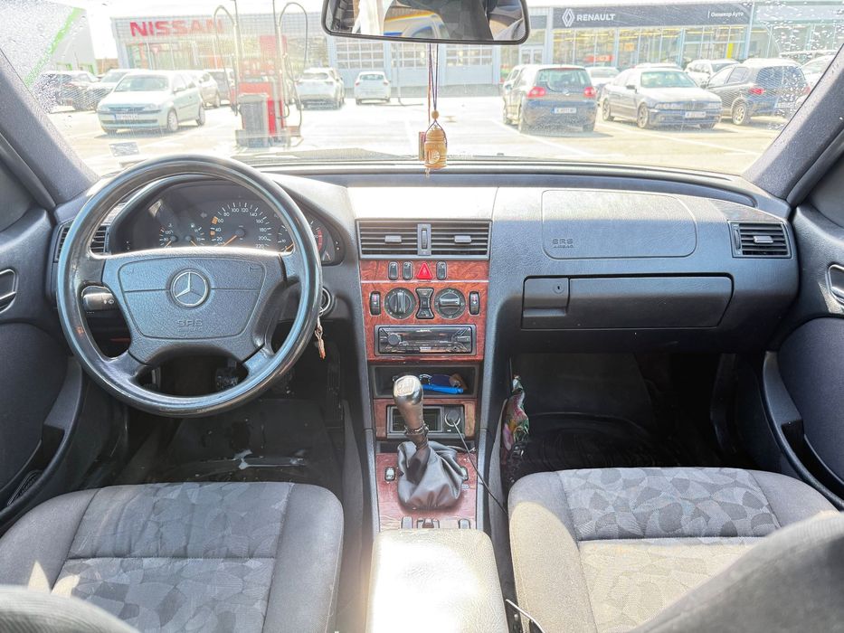 Mercedes - Benz C 200