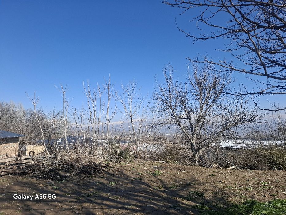 Oqtosh tomonda manzarali joy