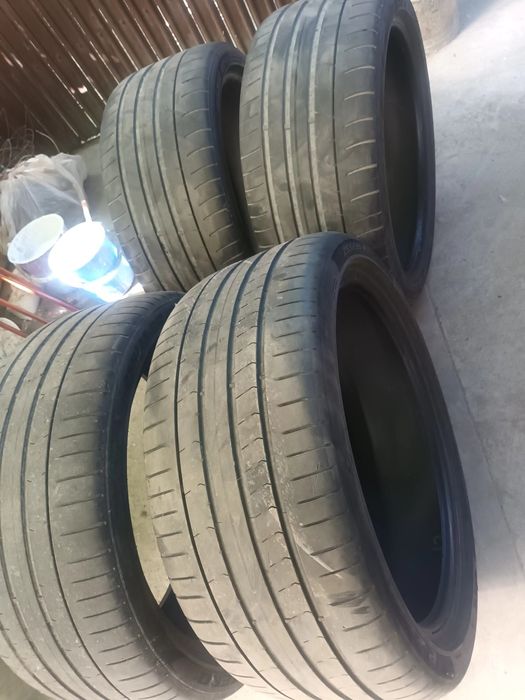 255//35//19 Pirelli Cauciucuri de vară 2022/2023