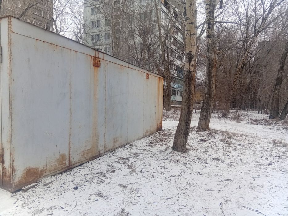 Продаю металлический гараж
