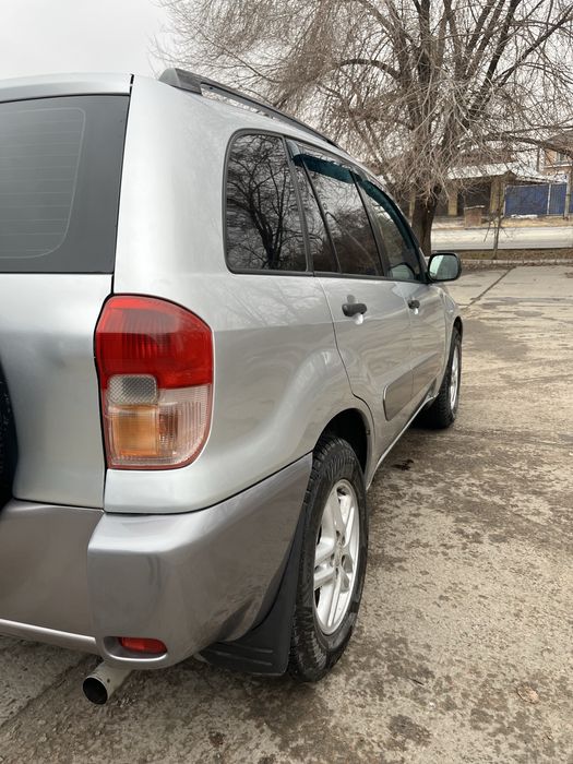 Toyota RAV4 продам