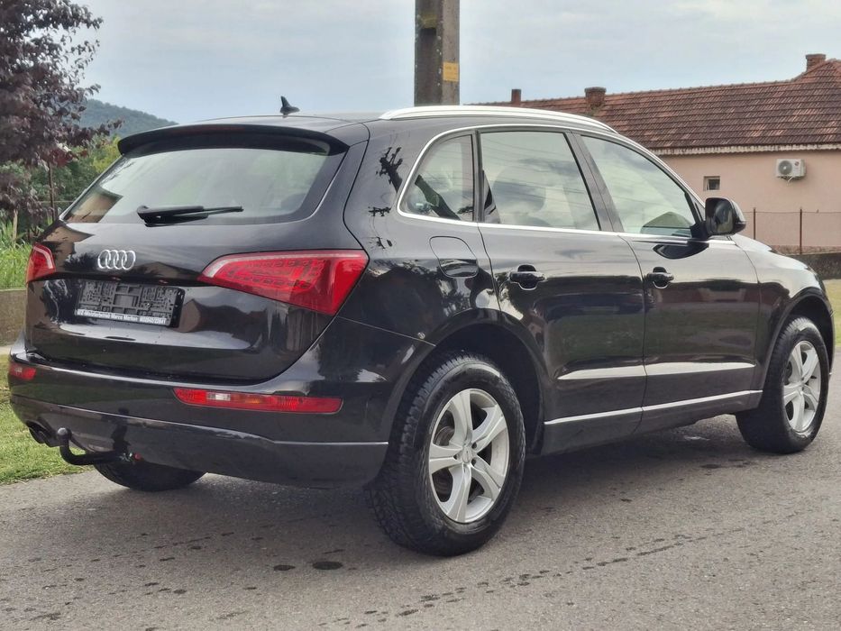 Audi Q5 - 2.0 TDI Quattro Automat - XENON / NAVI / LED/ Drive Mode