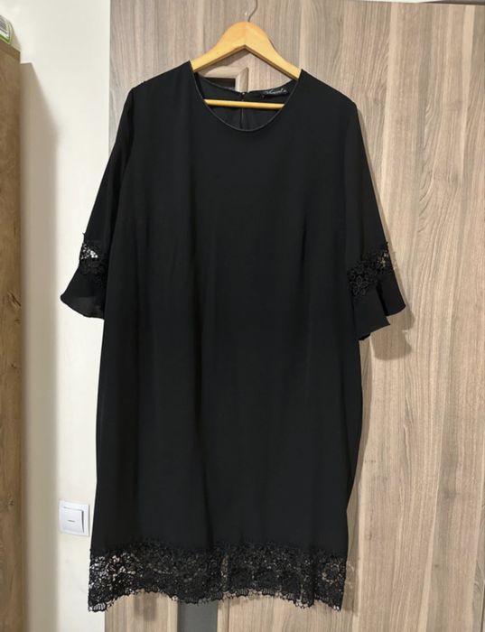 Rochie neagra de gala