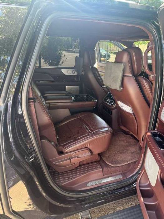 LINCOLN NAVIGATOR Avto mashina yo`l tanlamas