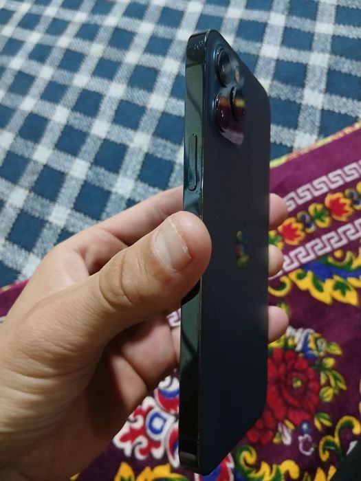 Iphone 12 pro sotiladi