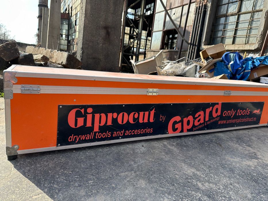 Freza profesională gipscarton – colțuri 90°, scafe și forme rotunde