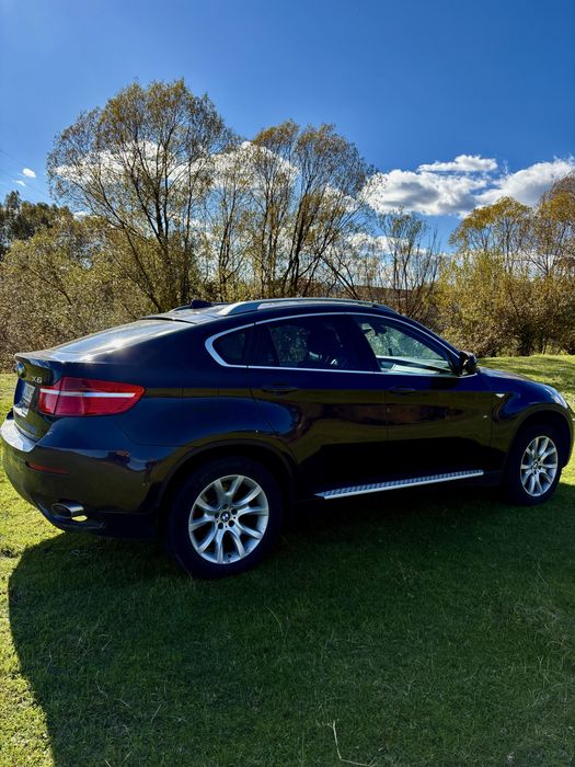 BMW X6  Editie cu 4 locuri an 2012 4x4 Permanent  Dual Turbo