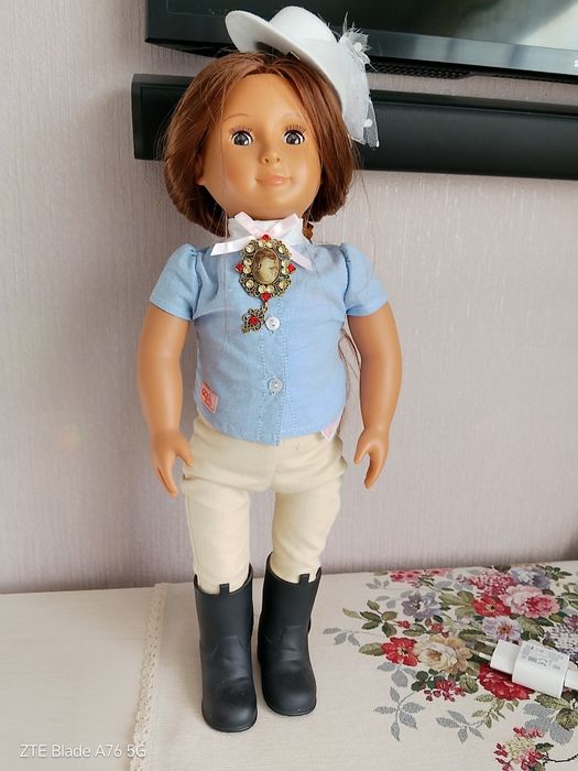 Кукла не играная Battat , Испания