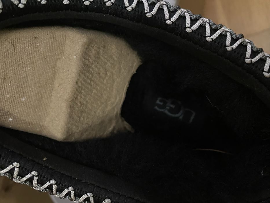 Ugg slippers tasman