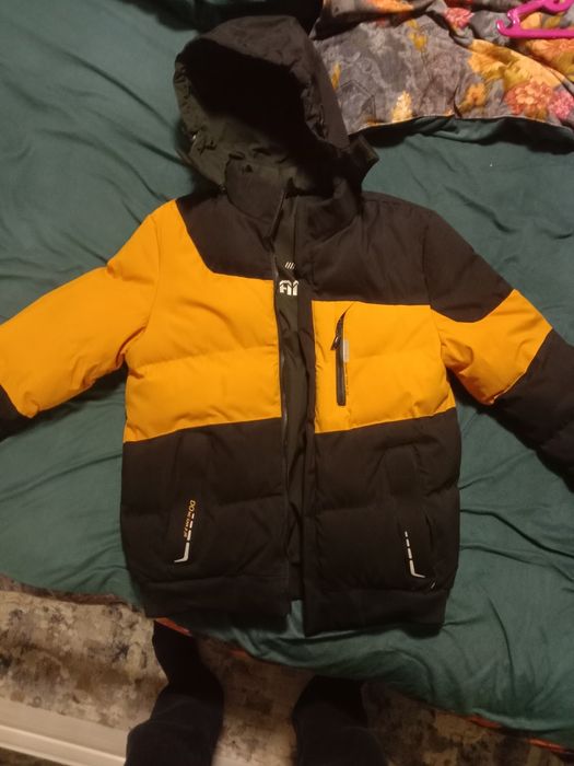 Продам куртку двухстороннюю
