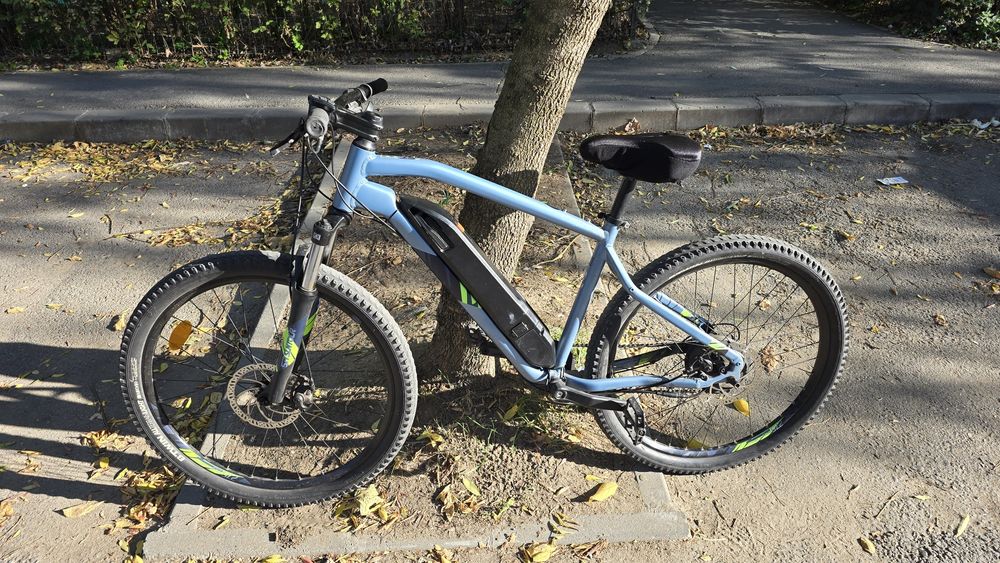 Bicicleta electrica B twin st100