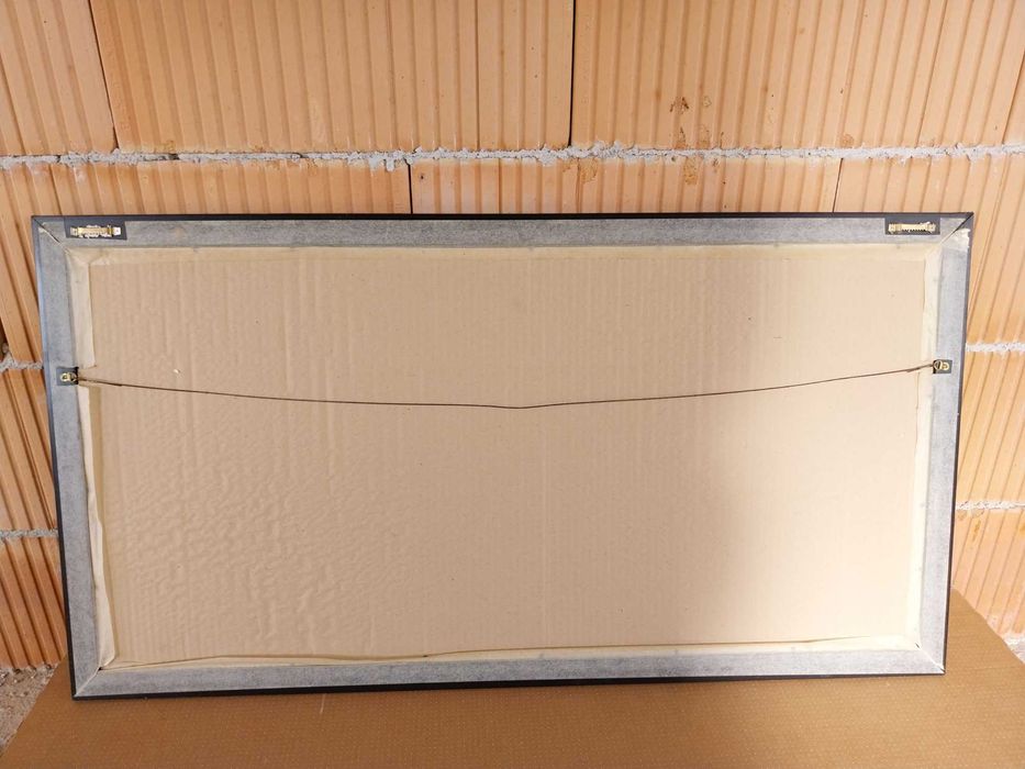 Голяма репродукция,рамкирана с антирефлексно стъкло