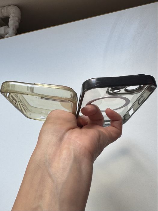 Huse iPhone transparente – MagSafe și silicon – stare bună