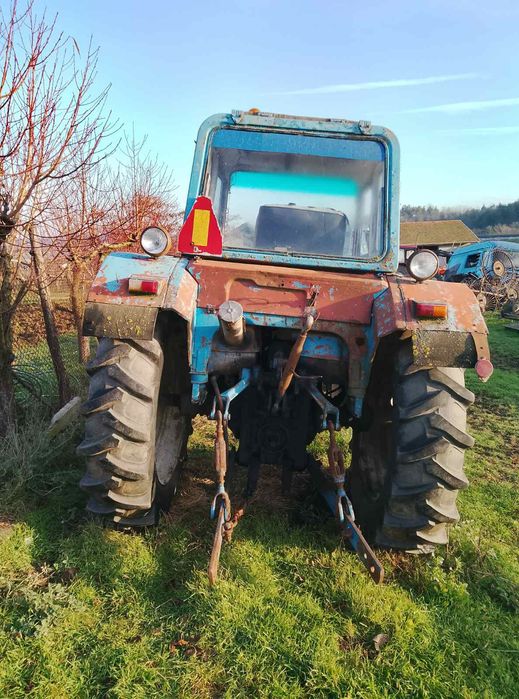 Продавам трактор МТЗ 80