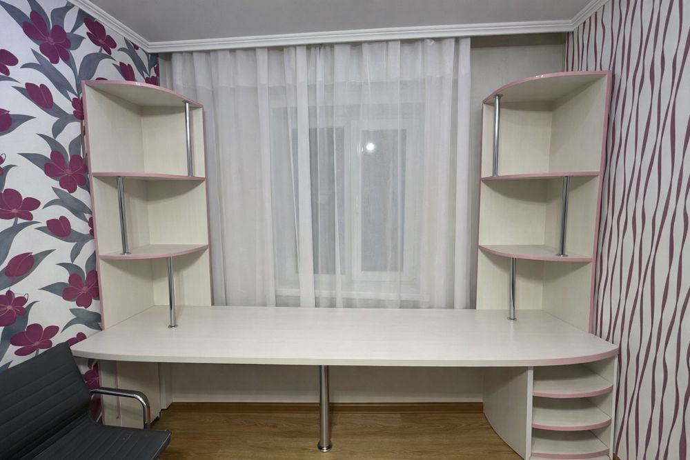 Продам мебель для девочки