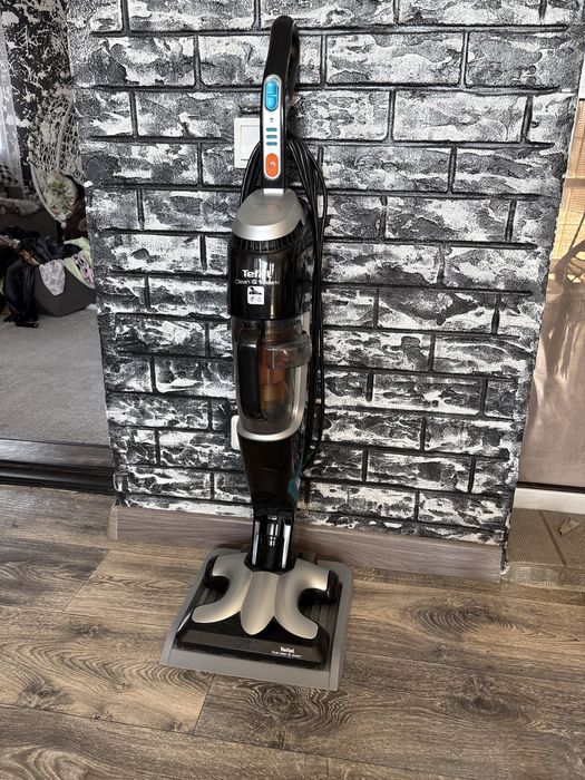 Моющий пылесос.